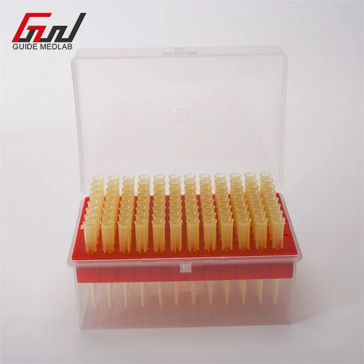 3 micropipette tips 200ul